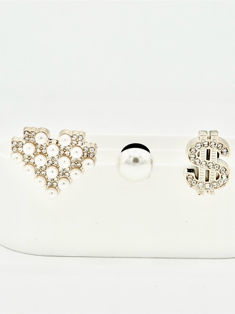 NWT BEAUTIFULLY BOUGIE 3 PIECE CHARMS | SUITABLE FOR CROCS OR BOGG BAGS | 📸TAKEN